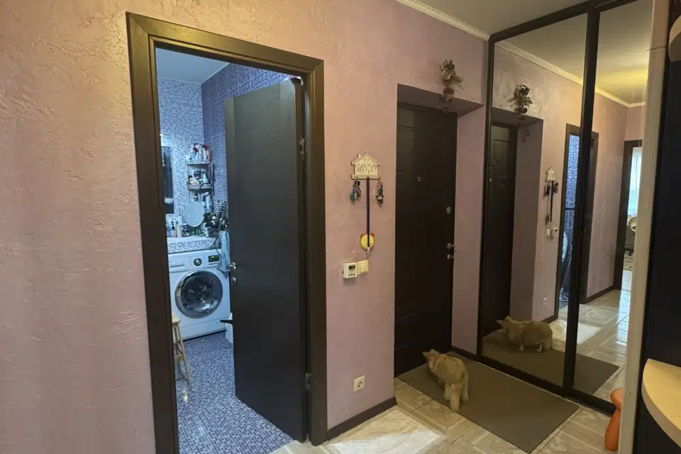 Продаётся 2-комнатная квартира, 56.9 м²