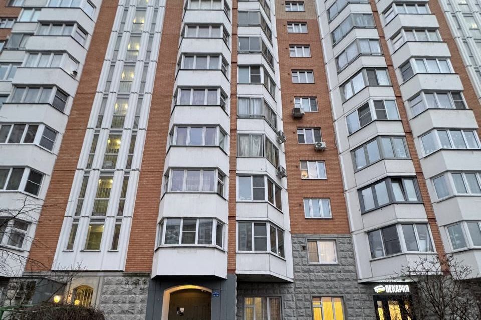 Продаётся 2-комнатная квартира, 51.5 м²