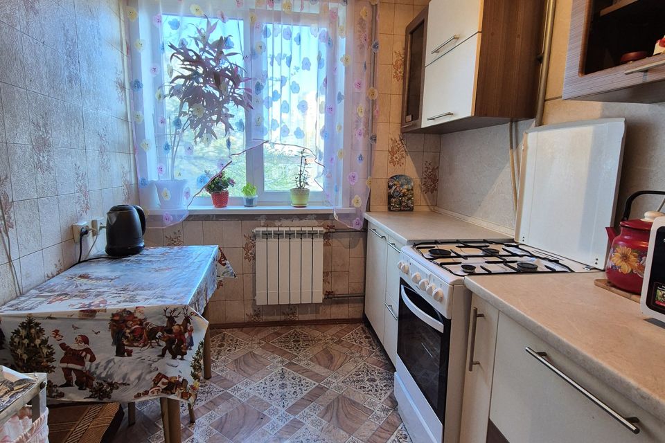 Продаётся 3-комнатная квартира, 64.1 м²