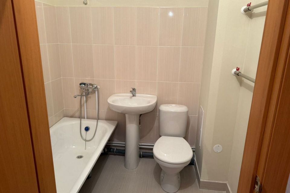Продаётся 1-комнатная квартира, 37.1 м²