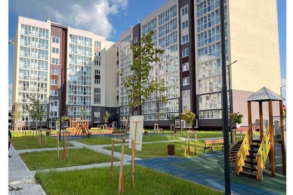 Продаётся 2-комнатная квартира, 80.6 м²