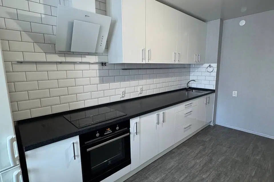 Продаётся 3-комнатная квартира, 64.9 м²