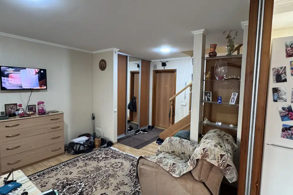 Продаётся 3-комнатная квартира, 77 м²