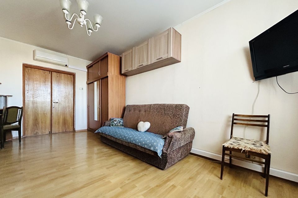 Продаётся комната в 3-комн. квартире, 18 м²