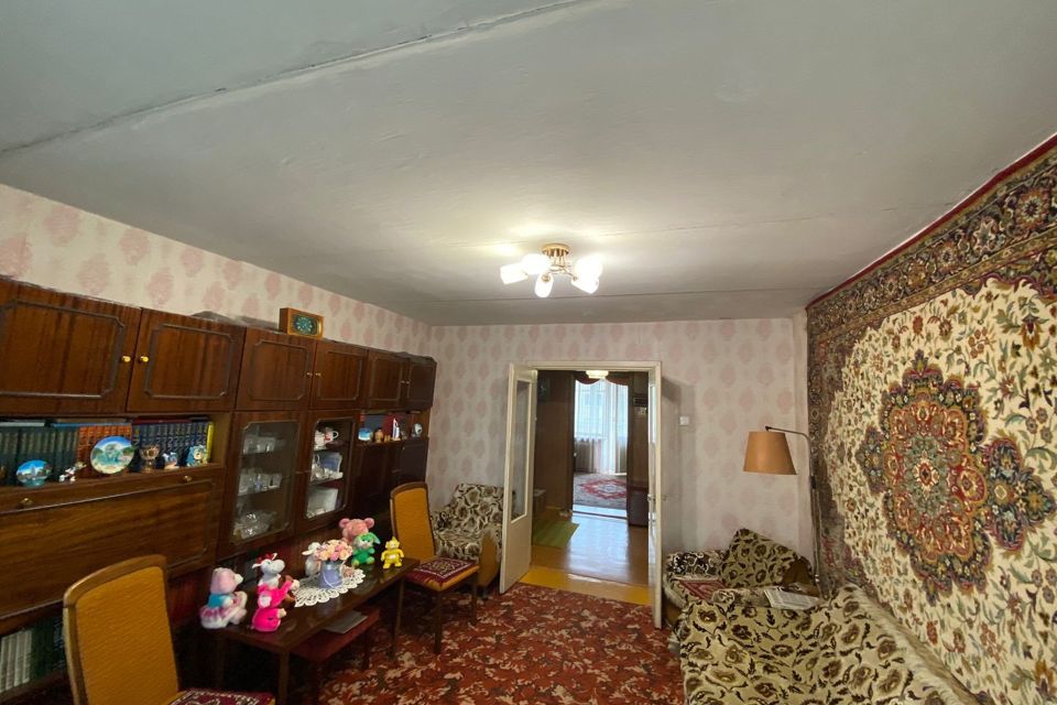 Продаётся 4-комнатная квартира, 79.5 м²