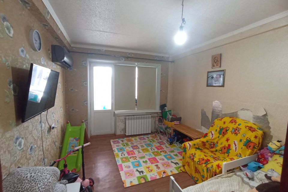 Продаётся 3-комнатная квартира, 70 м²