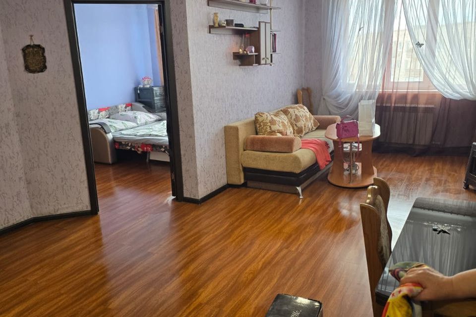 Продаётся 3-комнатная квартира, 59.4 м²
