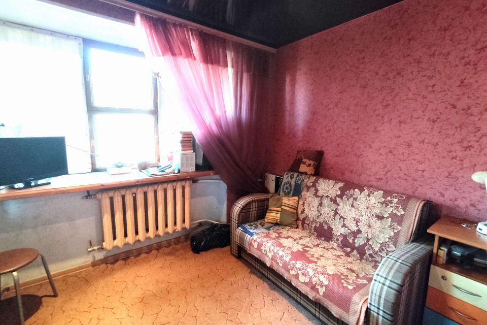 Продаётся комната в 1-комн. квартире, 13.2 м²