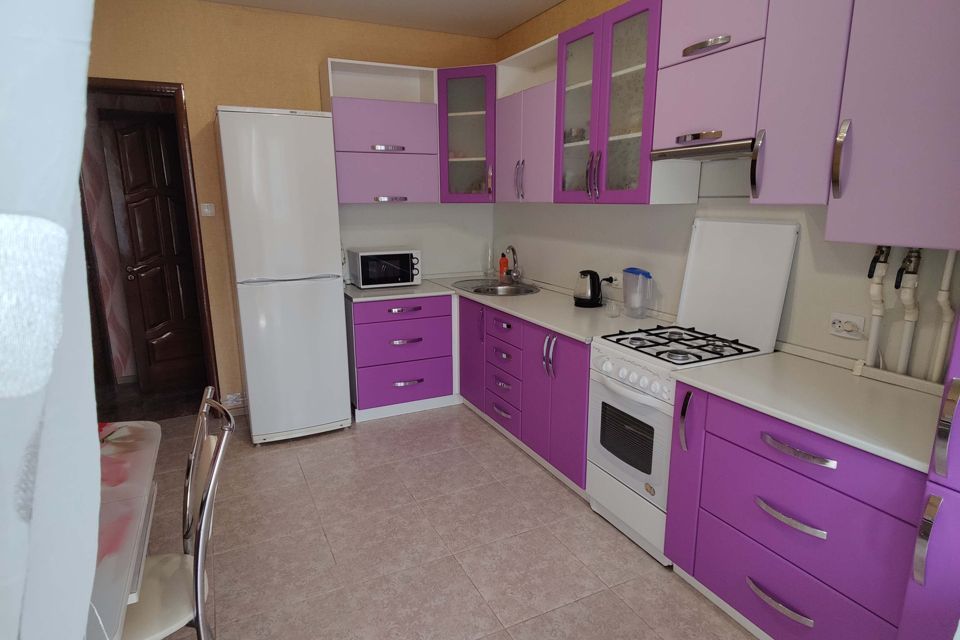 Продаётся 1-комнатная квартира, 42.7 м²
