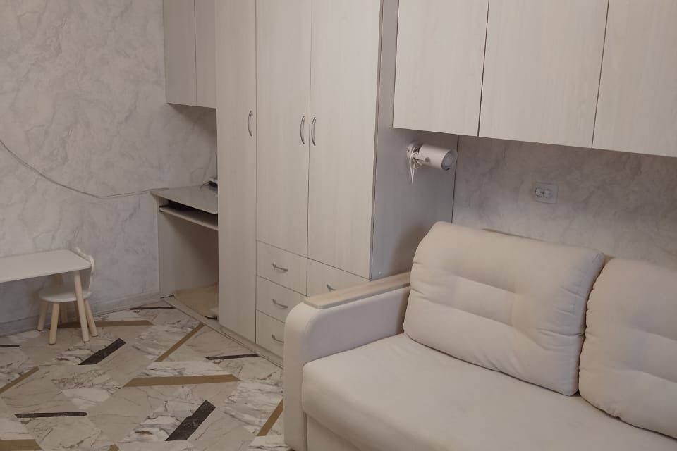 Продаётся 2-комнатная квартира, 35.9 м²