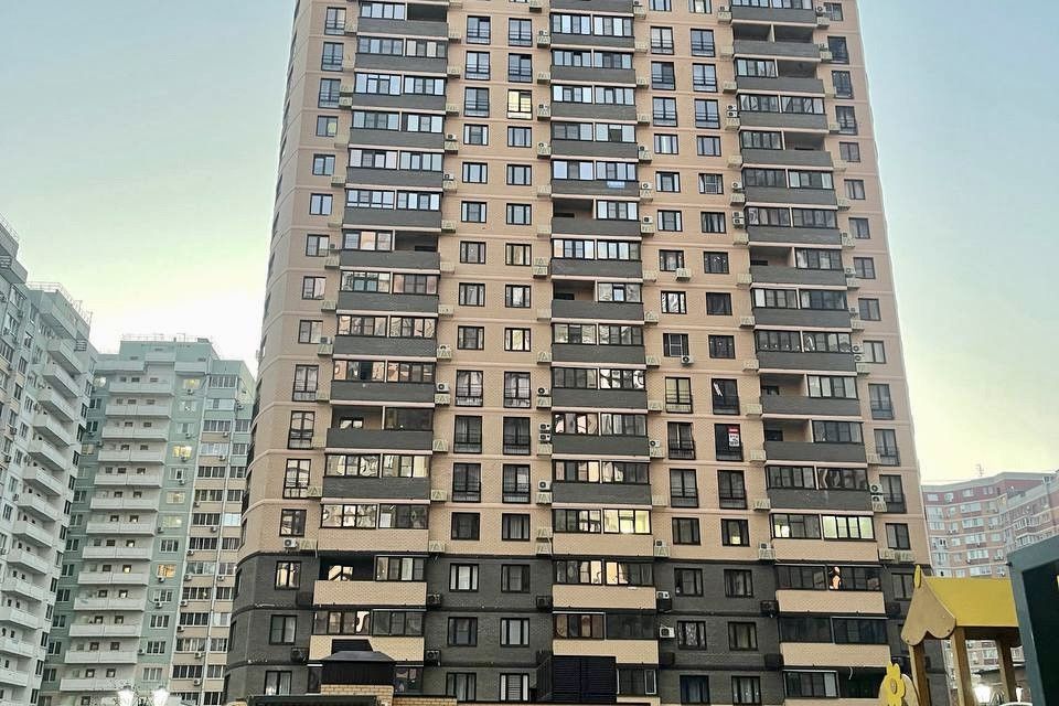 Продаётся 1-комнатная квартира, 39.8 м²