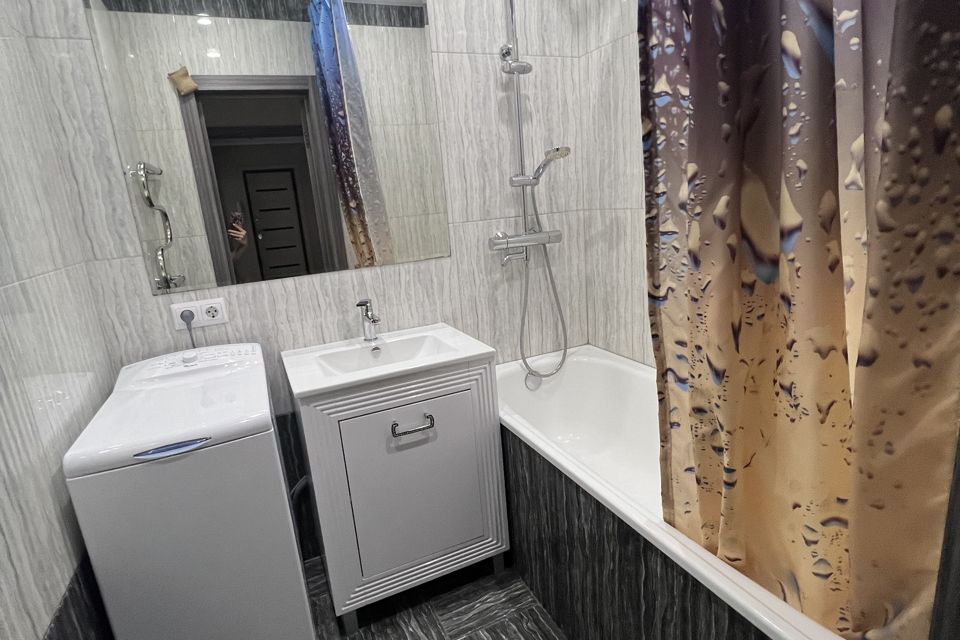 Продаётся 3-комнатная квартира, 82 м²