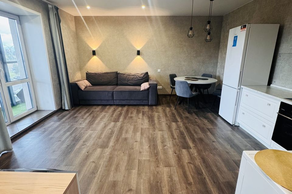 Сдаётся 2-комнатная квартира, 49 м²