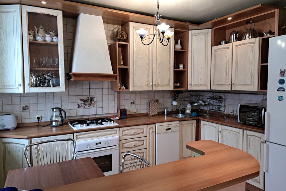 Сдаётся 3-комнатная квартира, 70 м²