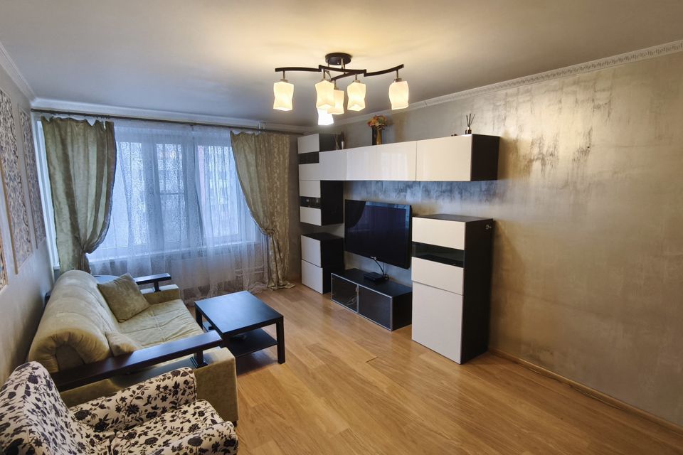 Продаётся 3-комнатная квартира, 64.2 м²