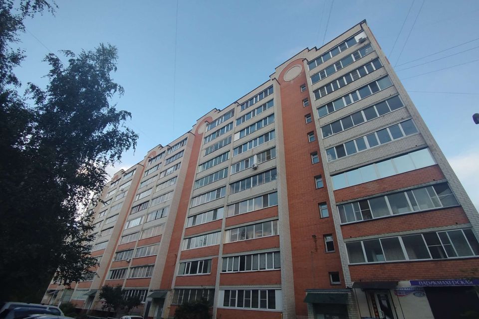 Продаётся 2-комнатная квартира, 54.8 м²