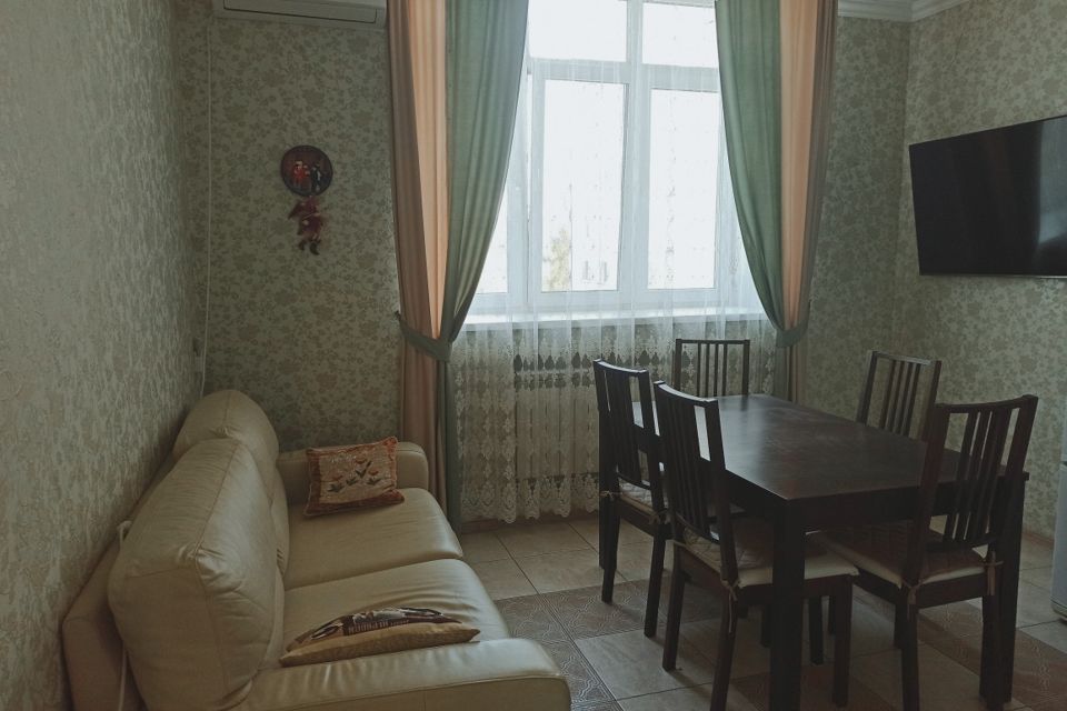 Продаётся 2-комнатная квартира, 66.8 м²