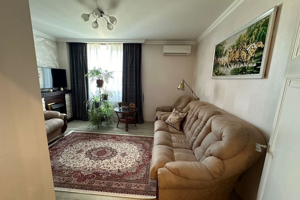 Продаётся 1-комнатная квартира, 46 м²