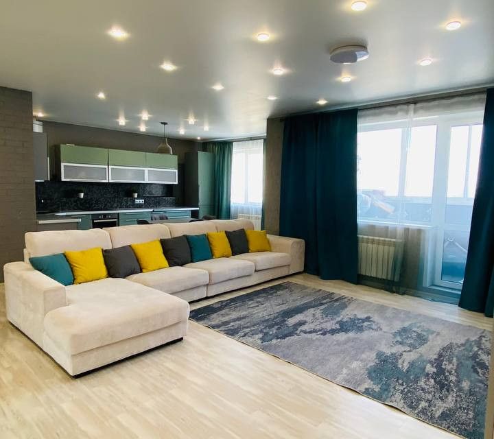 Продаётся 2-комнатная квартира, 78 м²