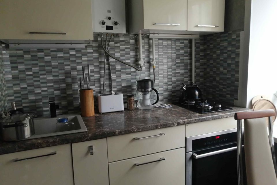 Продаётся 2-комнатная квартира, 37.2 м²