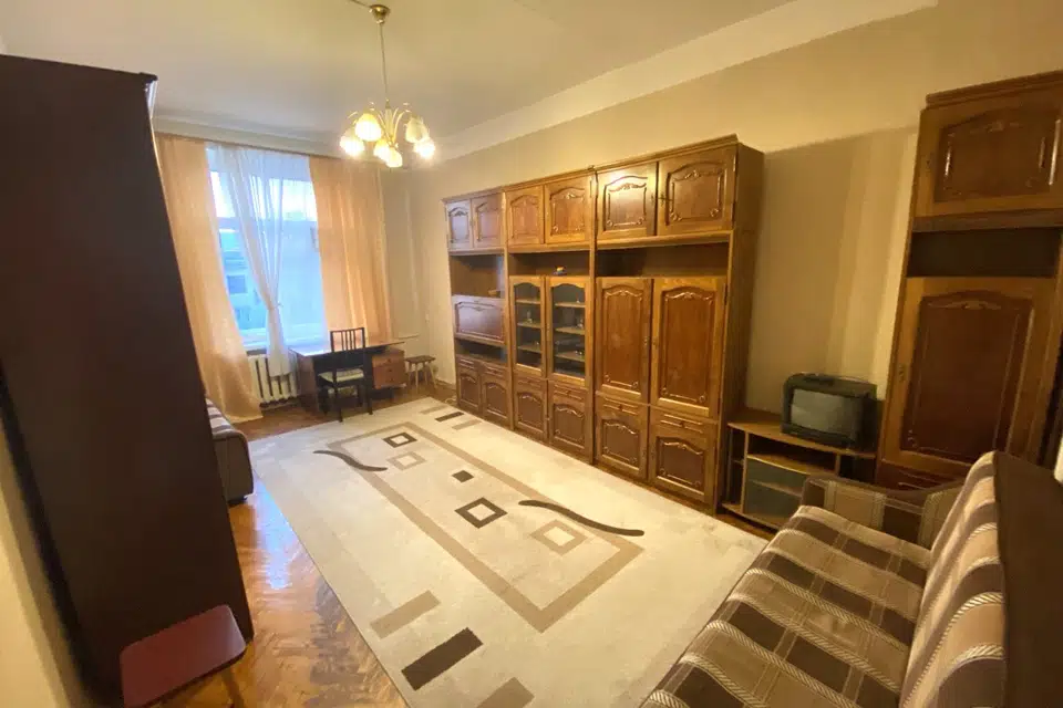Продаётся 2-комнатная квартира, 56.5 м²