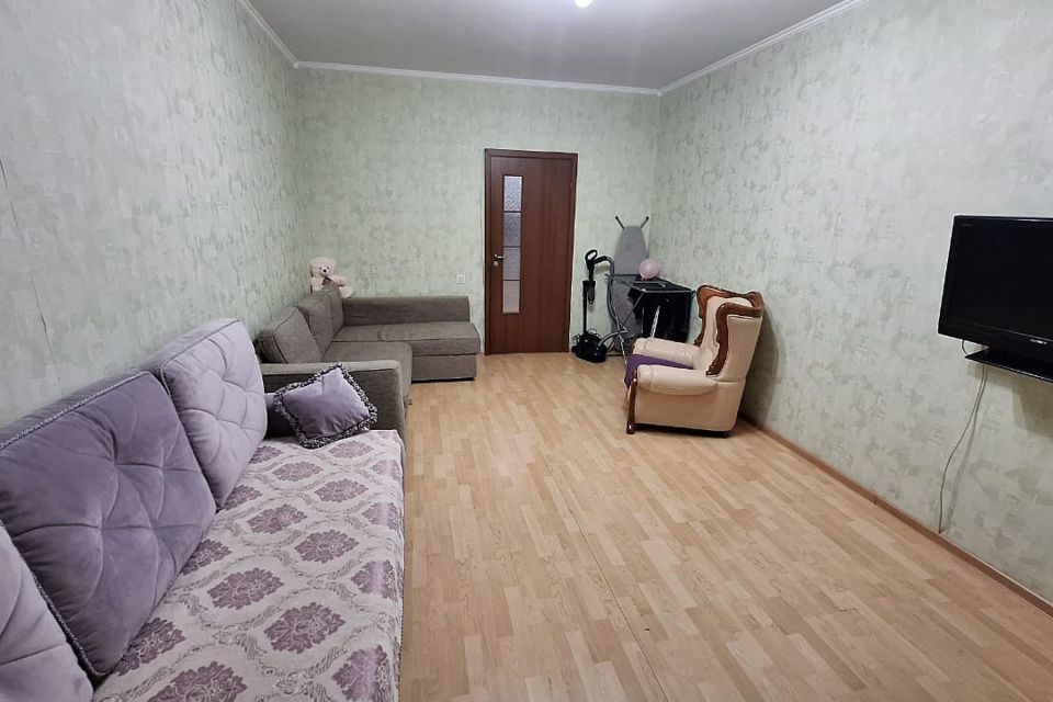 Продаётся 1-комнатная квартира, 54 м²