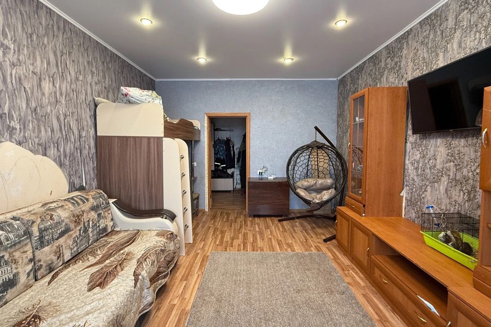 Продаётся 2-комнатная квартира, 55.9 м²