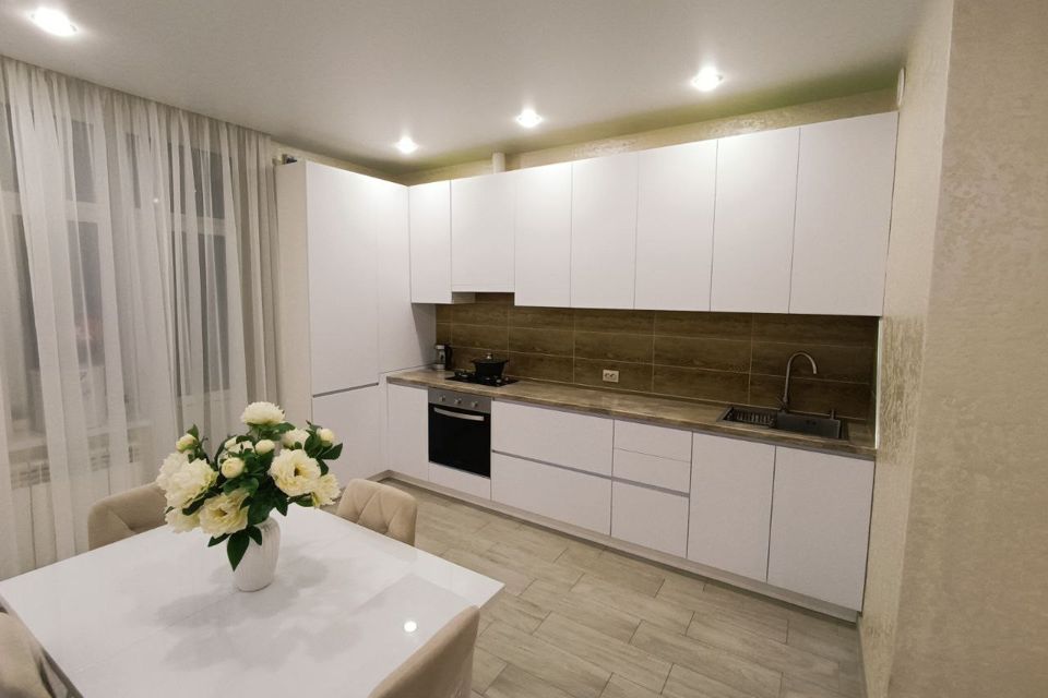 Продаётся 2-комнатная квартира, 63.3 м²