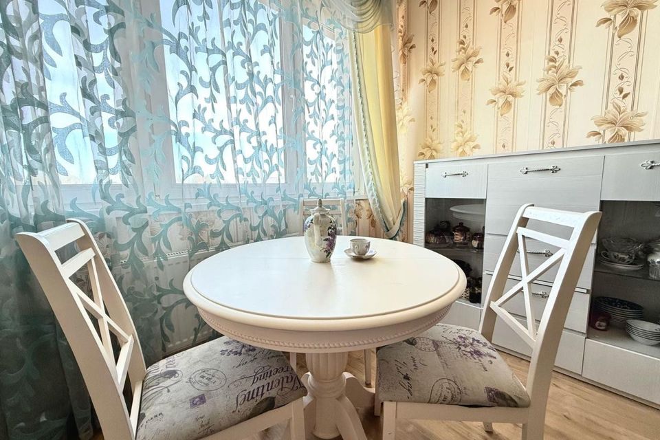 Продаётся 2-комнатная квартира, 57.5 м²