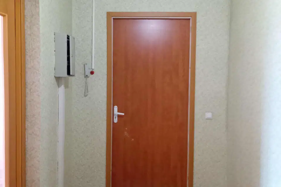 Продаётся 4-комнатная квартира, 143.8 м²