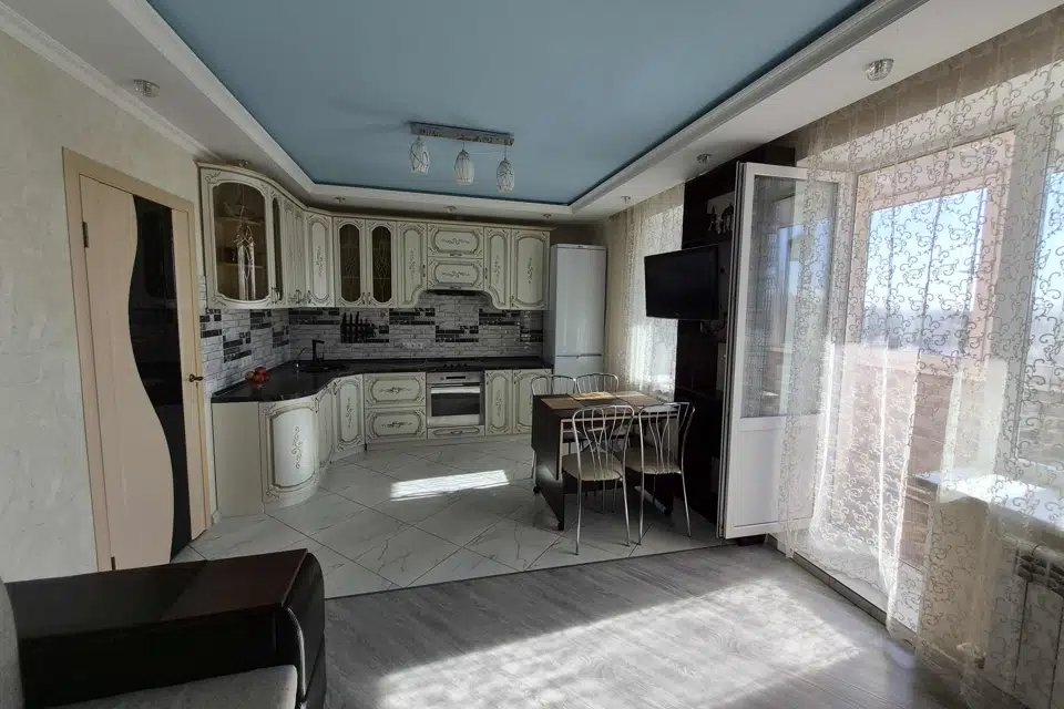Продаётся 2-комнатная квартира, 58.6 м²