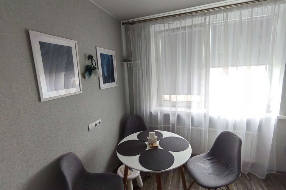 Продаётся 2-комнатная квартира, 57.8 м²