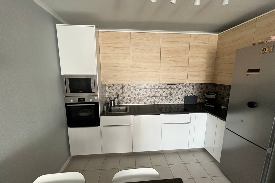 Продаётся 3-комнатная квартира, 87 м²