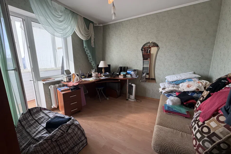 Продаётся 4-комнатная квартира, 90 м²