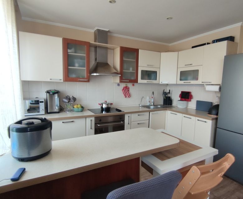 Продаётся 3-комнатная квартира, 66.5 м²