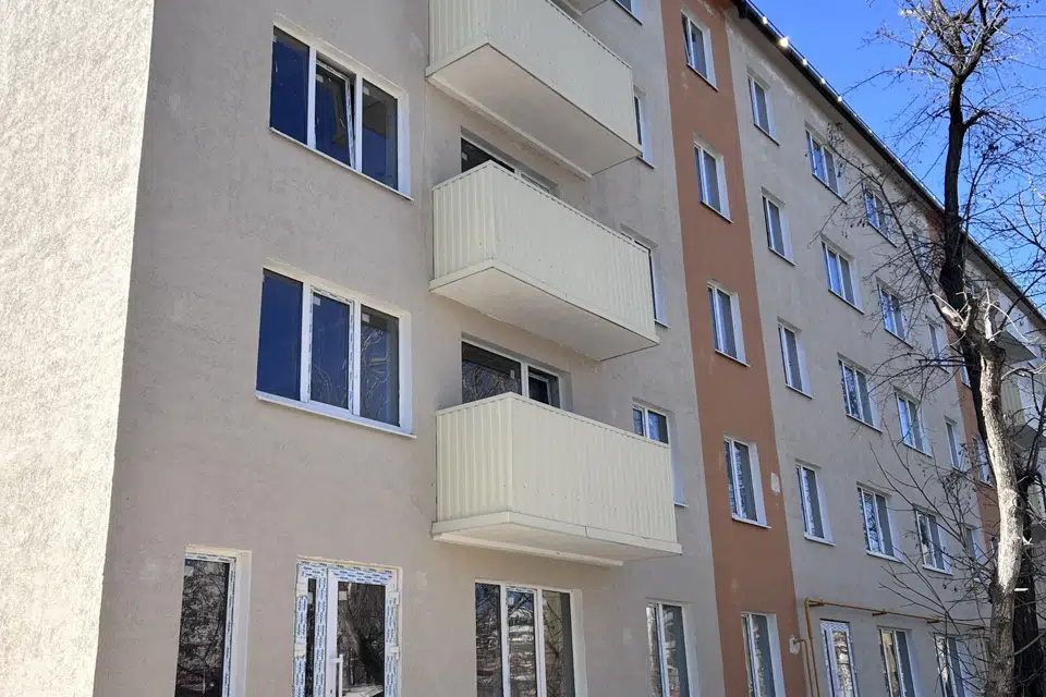 Продаётся 4-комнатная квартира, 61.9 м²