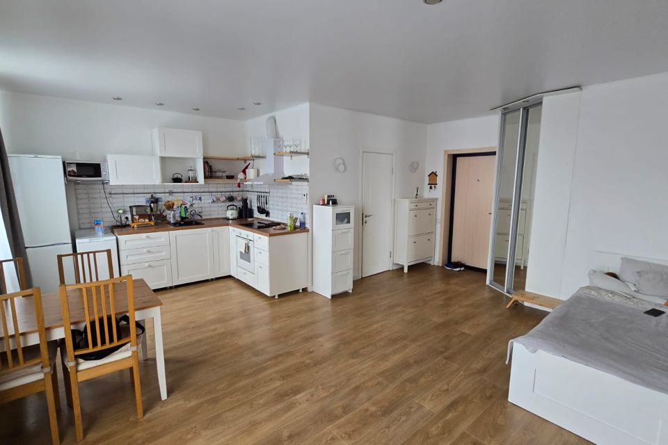 Продаётся 1-комнатная квартира, 35.8 м²