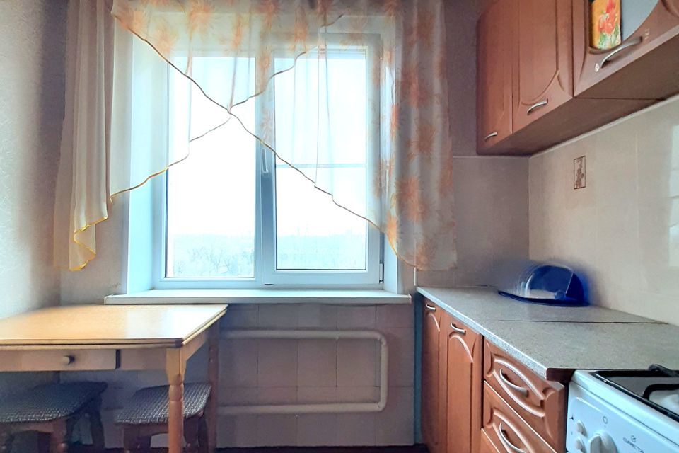 Продаётся 3-комнатная квартира, 52.3 м²