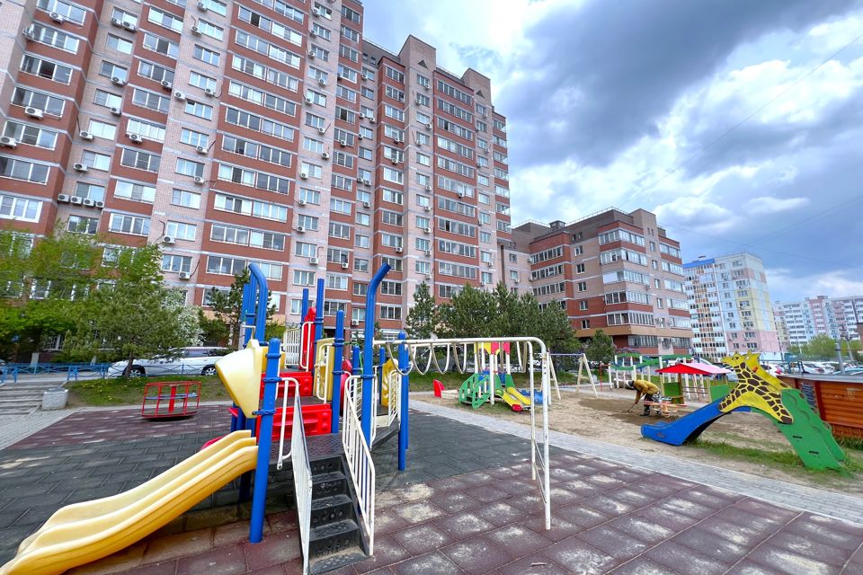 Продаётся 3-комнатная квартира, 74.4 м²