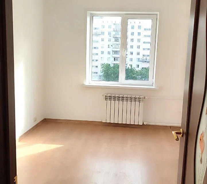 Продаётся 3-комнатная квартира, 62.4 м²