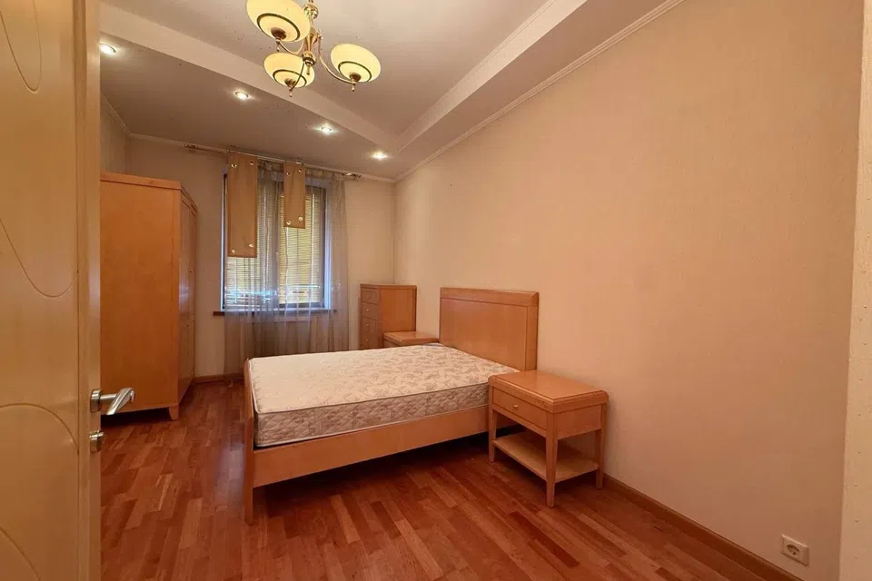Продаётся 3-комнатная квартира, 88 м²