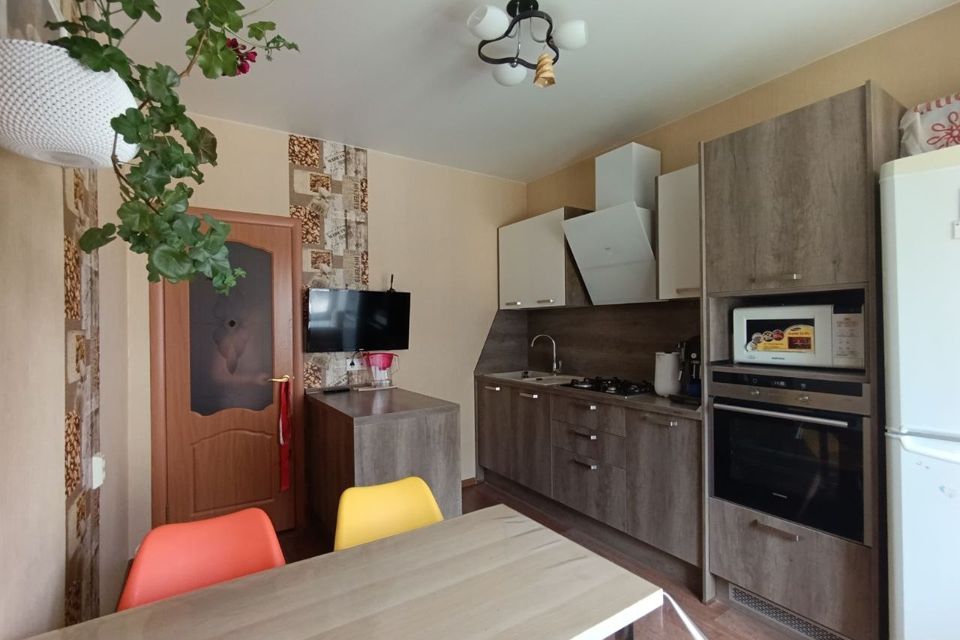 Продаётся 2-комнатная квартира, 62.5 м²