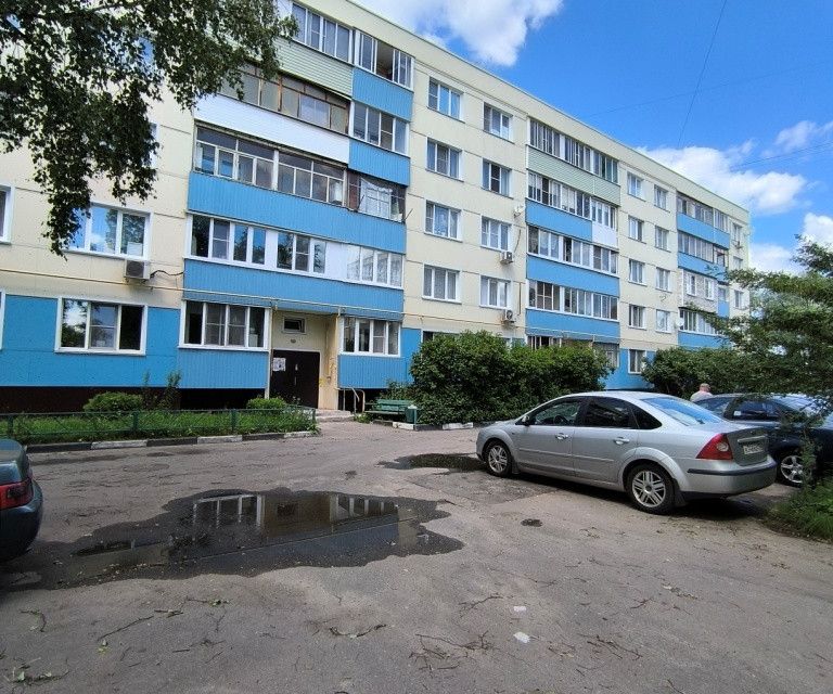 Продаётся комната в 2-комн. квартире, 12 м²