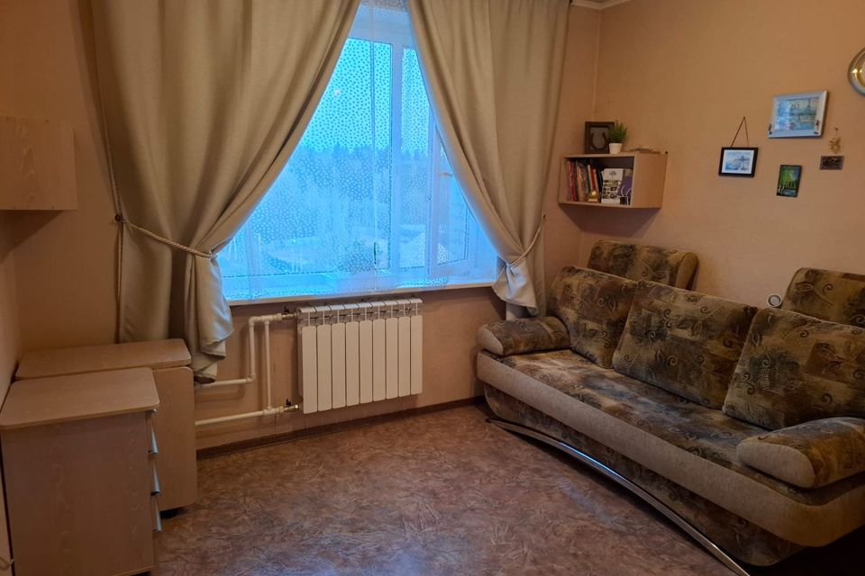 Продаётся 2 комнаты в 4-комн. квартире, 35.1 м²