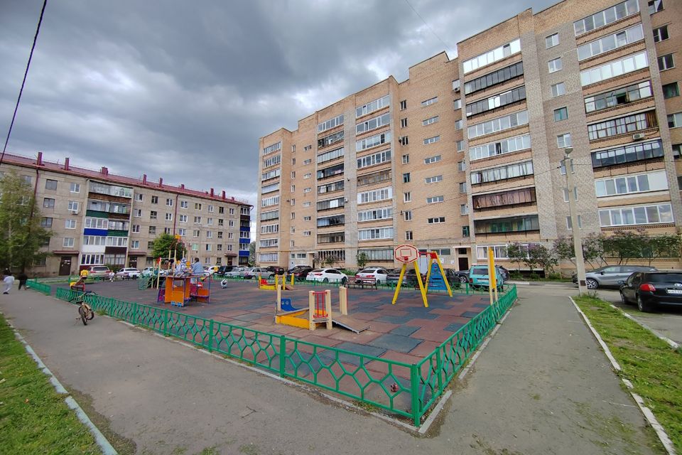 Продаётся 4-комнатная квартира, 74.1 м²