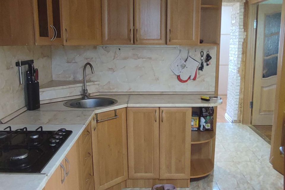 Продаётся 3-комнатная квартира, 56.6 м²