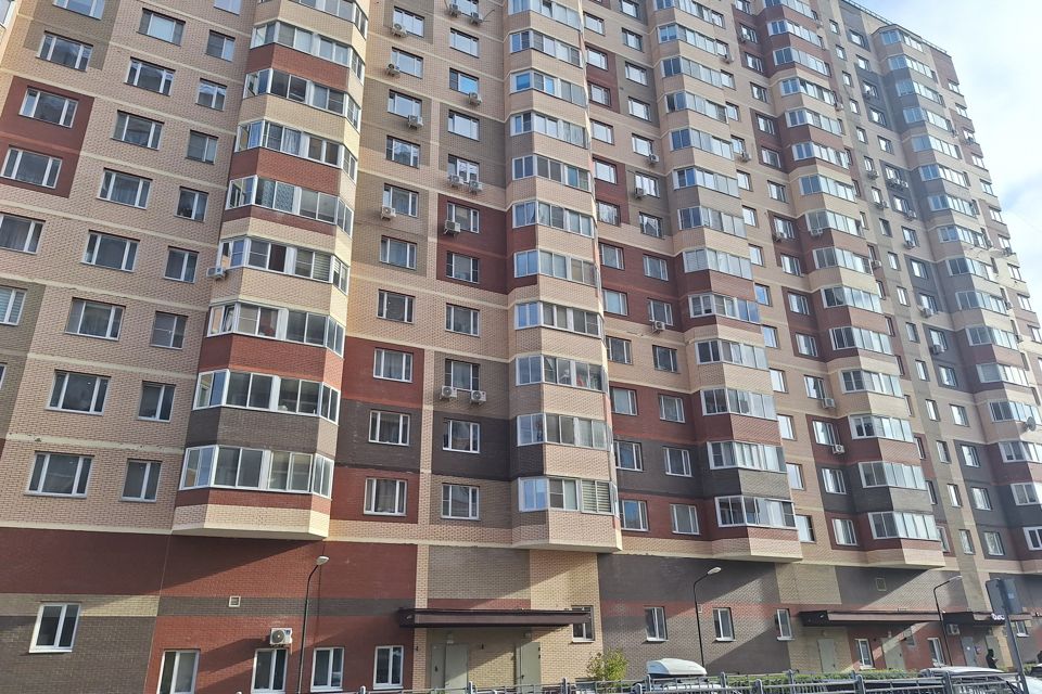 Продаётся 1-комнатная квартира, 42.3 м²