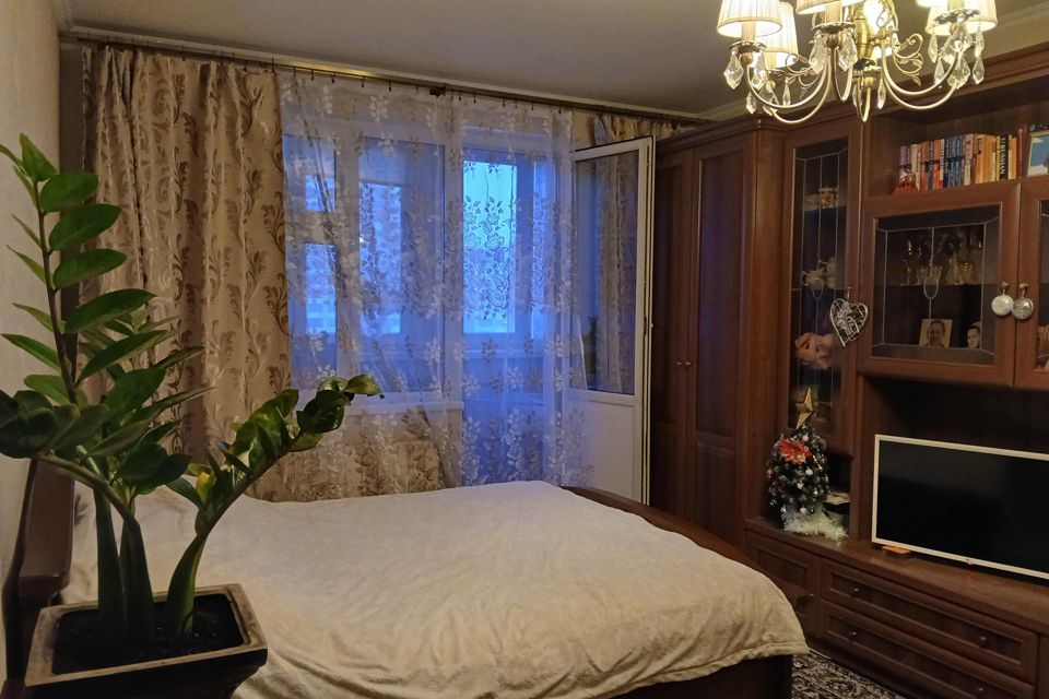 Продаётся 1-комнатная квартира, 38.4 м²