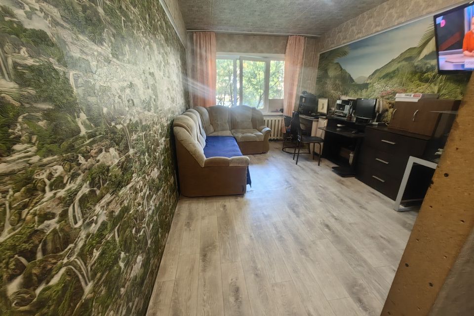 Продаётся 3-комнатная квартира, 54.9 м²