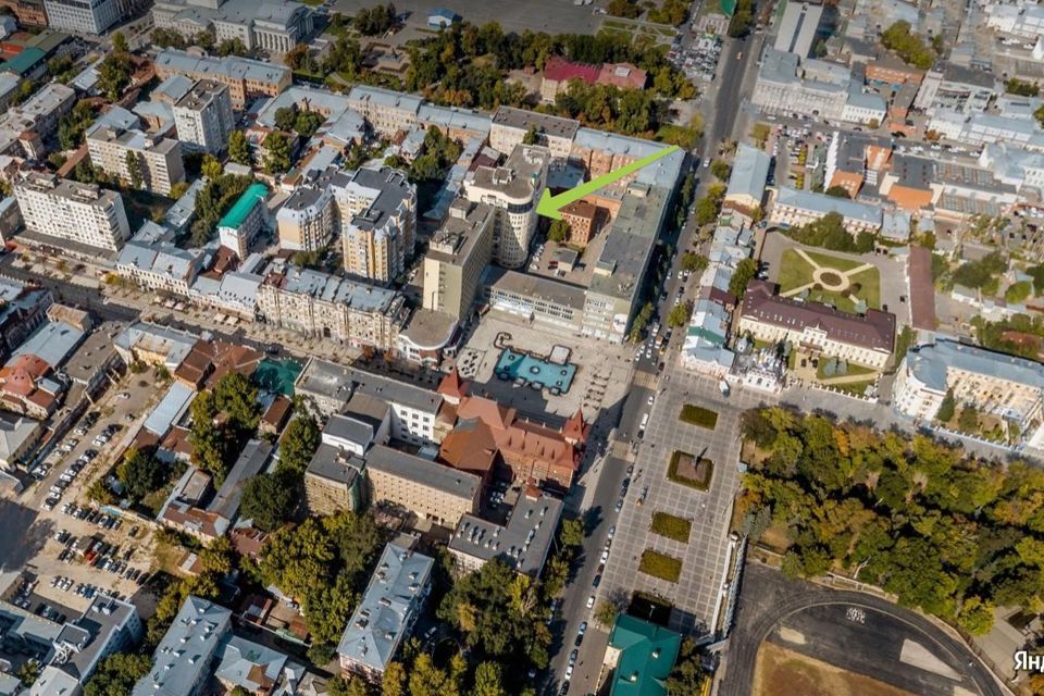 Продаётся 4-комнатная квартира, 144.4 м²